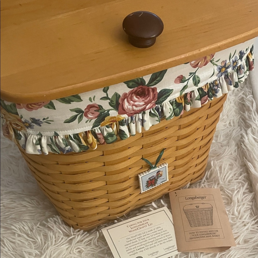 Longaberger Large Mail Basket with Floral Lining and Wooden Lid
